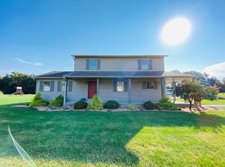 1302 Cypress Rd, Olney, IL 62450