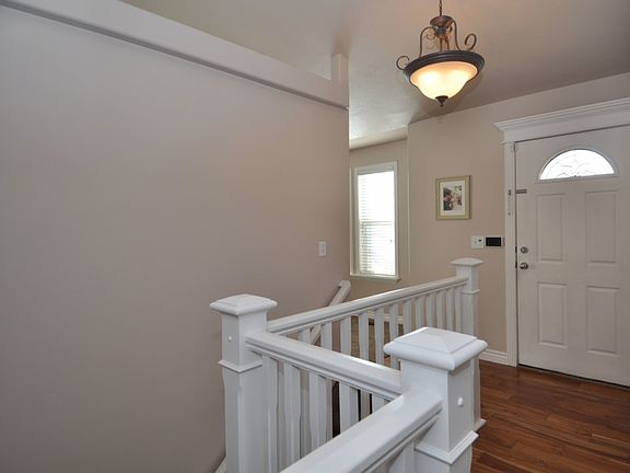 3rd image of 11731 S Hill Stone Dr
