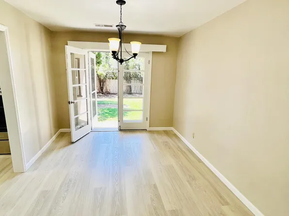 1420 W 20th St, Merced, CA 95340