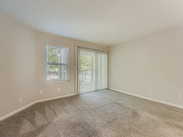 2200 Big Creek Apartments — Photo 20
