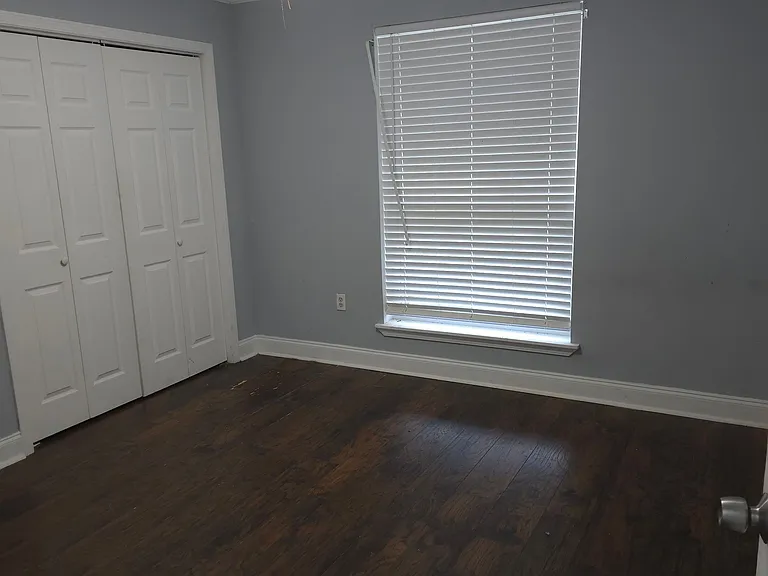 4921 Greenforest Dr — Photo 11