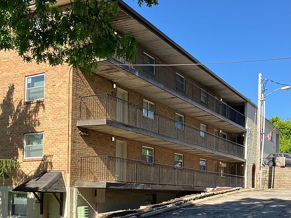 2nd image of 9640 Diamond Dr APT A3