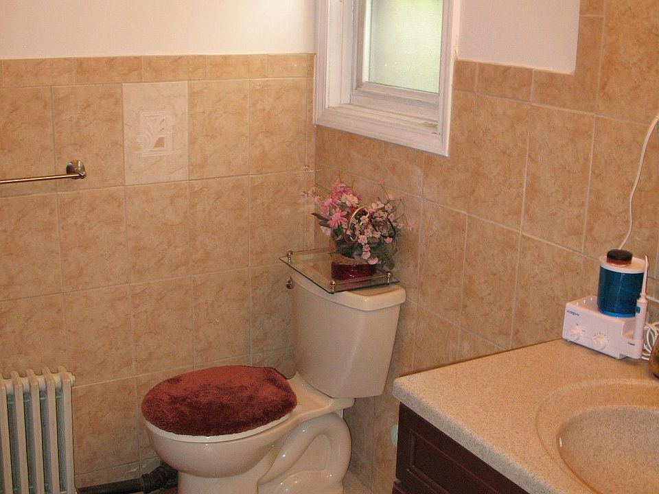 First Floor Bathroom