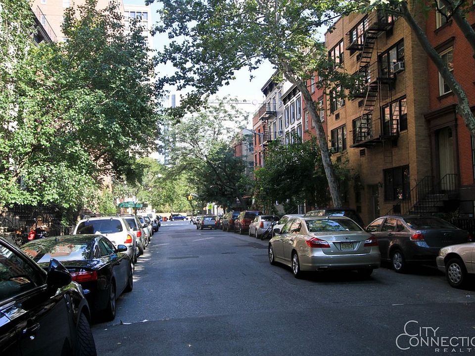 1st image of 312 E 42nd St #709