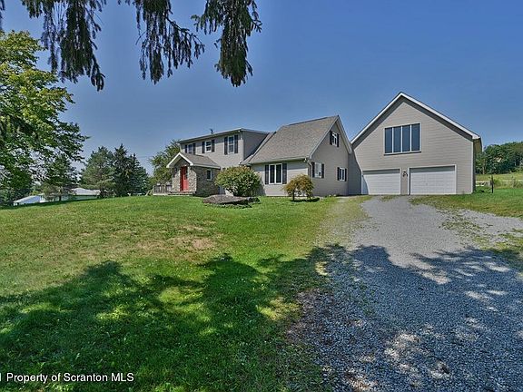 2nd image of 1679 Forest Acres Dr