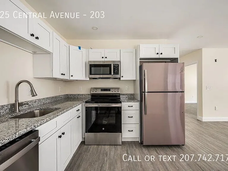 725 Central Ave #203 — Photo 6