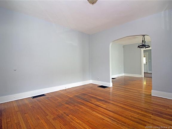 5th image of 2126 E Market St
