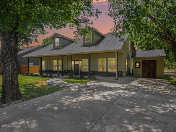 290 E Aurora St, Rhome, TX 76078