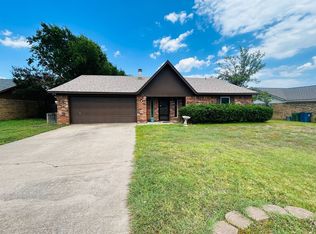 928 Vail Highlands, Hewitt, TX 76643