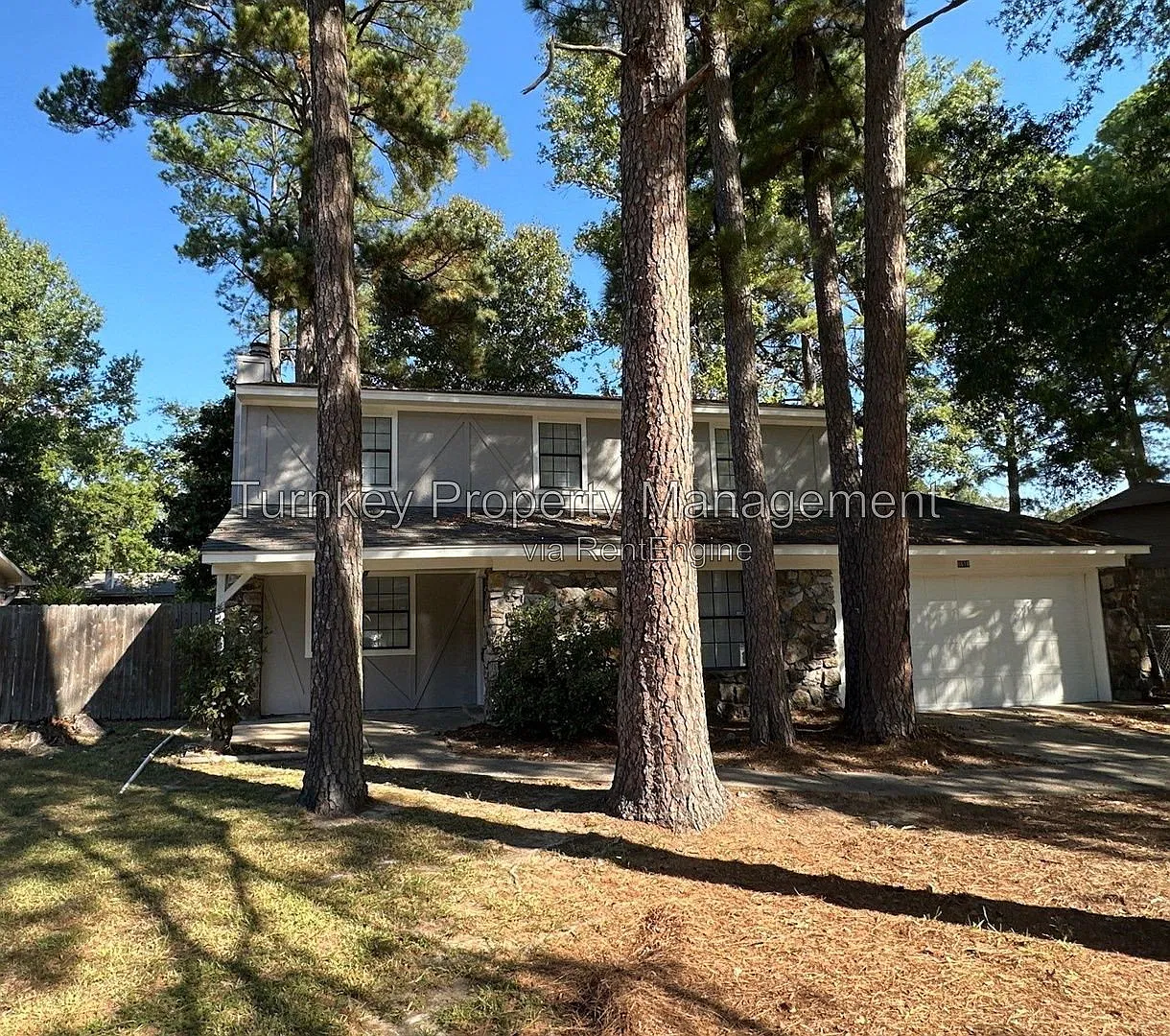 4 bed, 2.0 bath, 1892 sqft, $1,425 — Photo 1