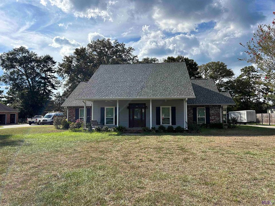 1st image of 34983 Molly Dr