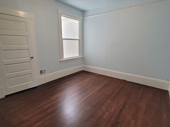 2nd image of 660 6th Ave