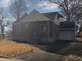 1605 Clover Ln, Cincinnati, OH