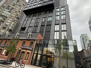 8 Wellesley St W #LP08, Toronto, ON M4Y 0J5