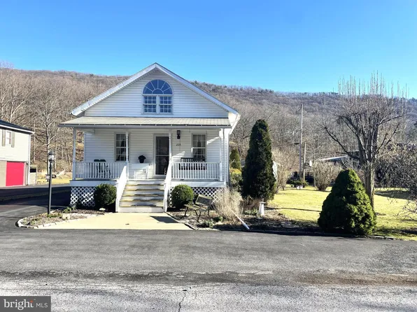 228 E Logan Street Ext #E, Reedsville, PA 17084