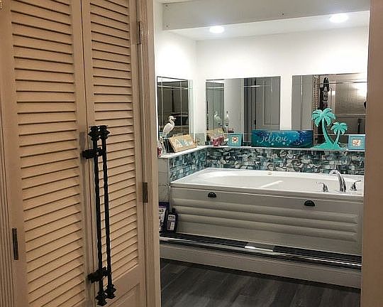 5th image of 301 W Legion Blvd