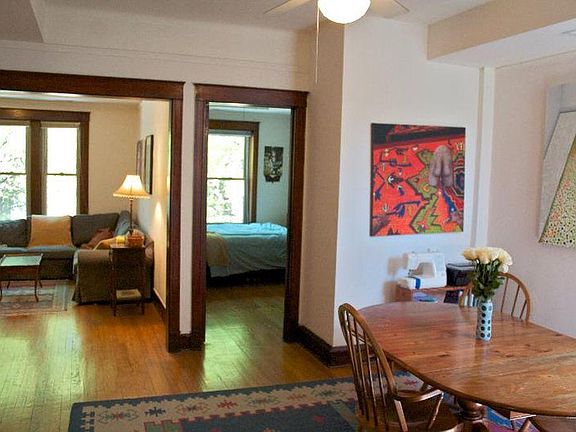 2nd image of 700 W Wrightwood Ave #2