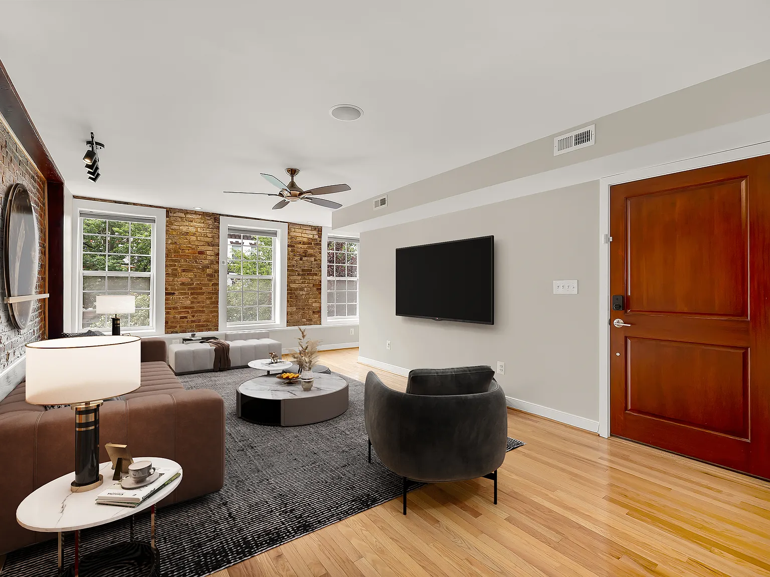 2 bed, 2.5 bath, 1600 sqft, $4,000 — Photo 2