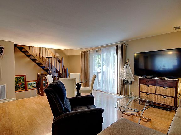 4th image of 300 Driftwood Ln