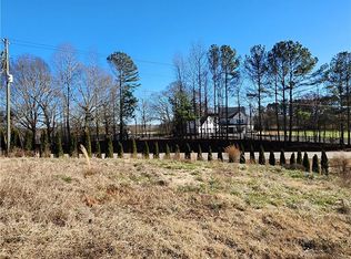 2 McNeal Rd, Hoschton, GA 30548