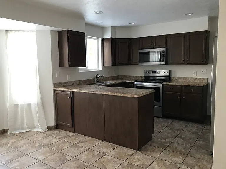 2522 W Cherry Park Ln — Photo 32