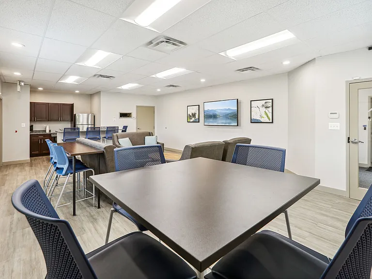Tuscany Gardens Apartments — Photo 6