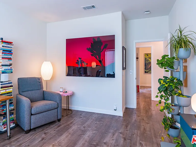 1460 Yosemite Dr — Photo 17