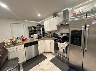 522 N 36th St #B-1, Philadelphia, PA 19104