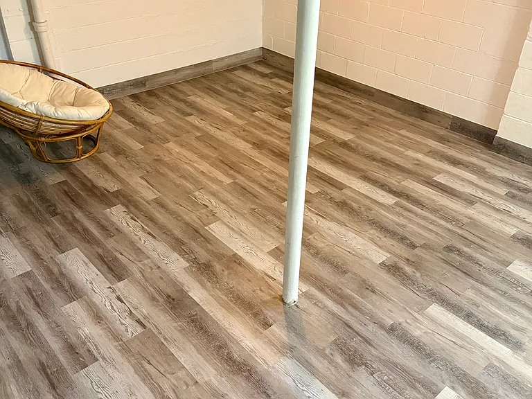 375 W Webster Ave — Photo 11