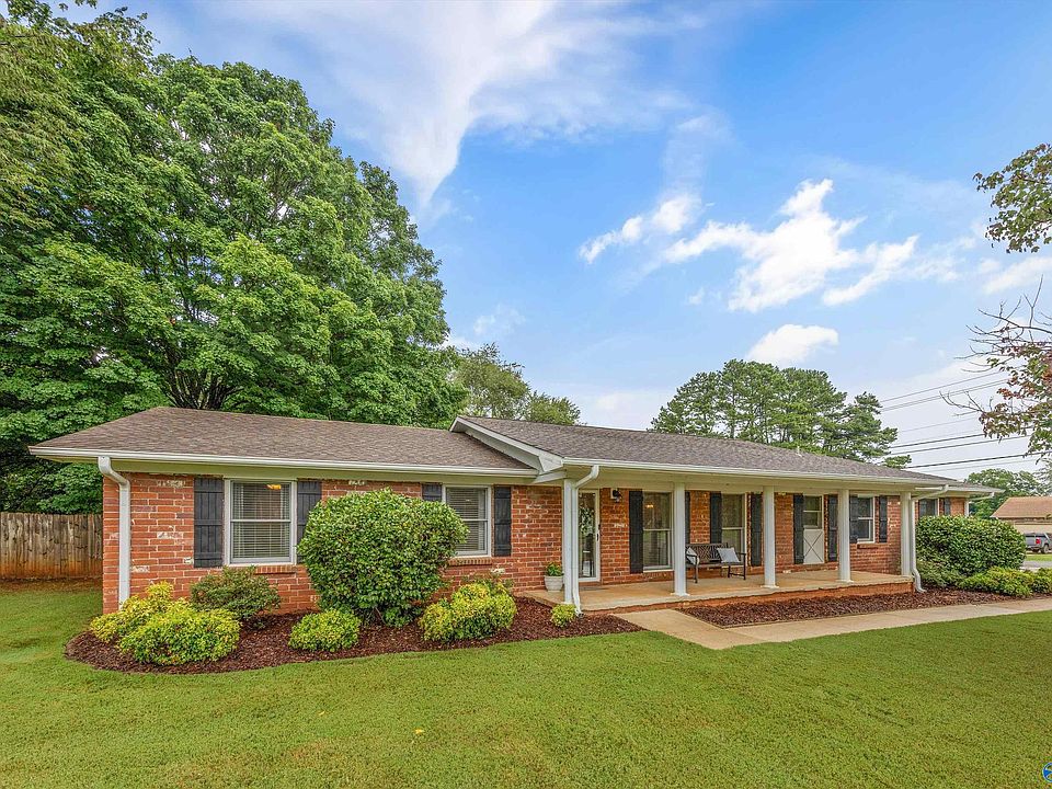 1st image of 125 Callaway Ln