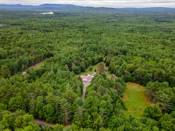 230 W Old Main Road, Lowell, ME 04493