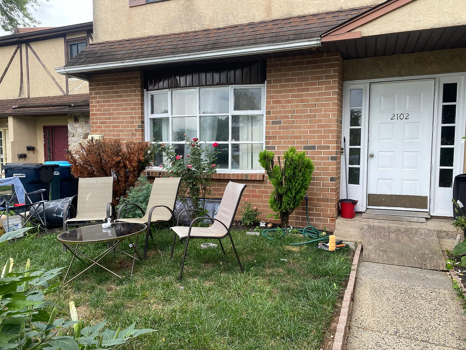 2 bed, 2116 sqft, $1,900 — Photo 2