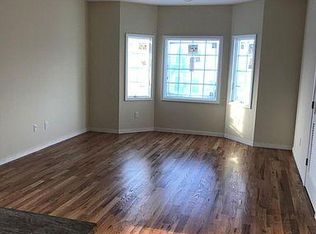 318 Warren St #1, Harrison, NJ 07029