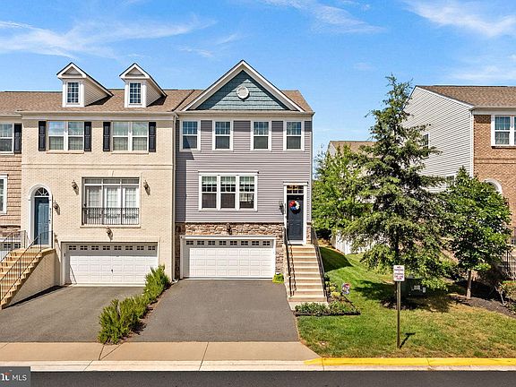 2nd image of 8943 Englewood Farms Dr