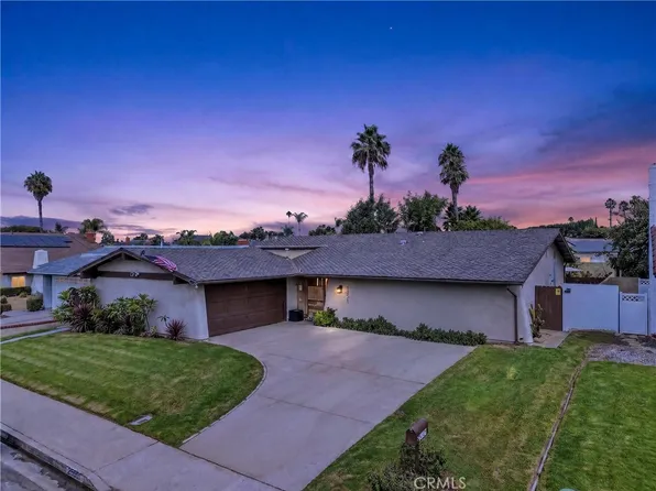 25501 Gloriosa Dr, Mission Viejo, CA 92691
