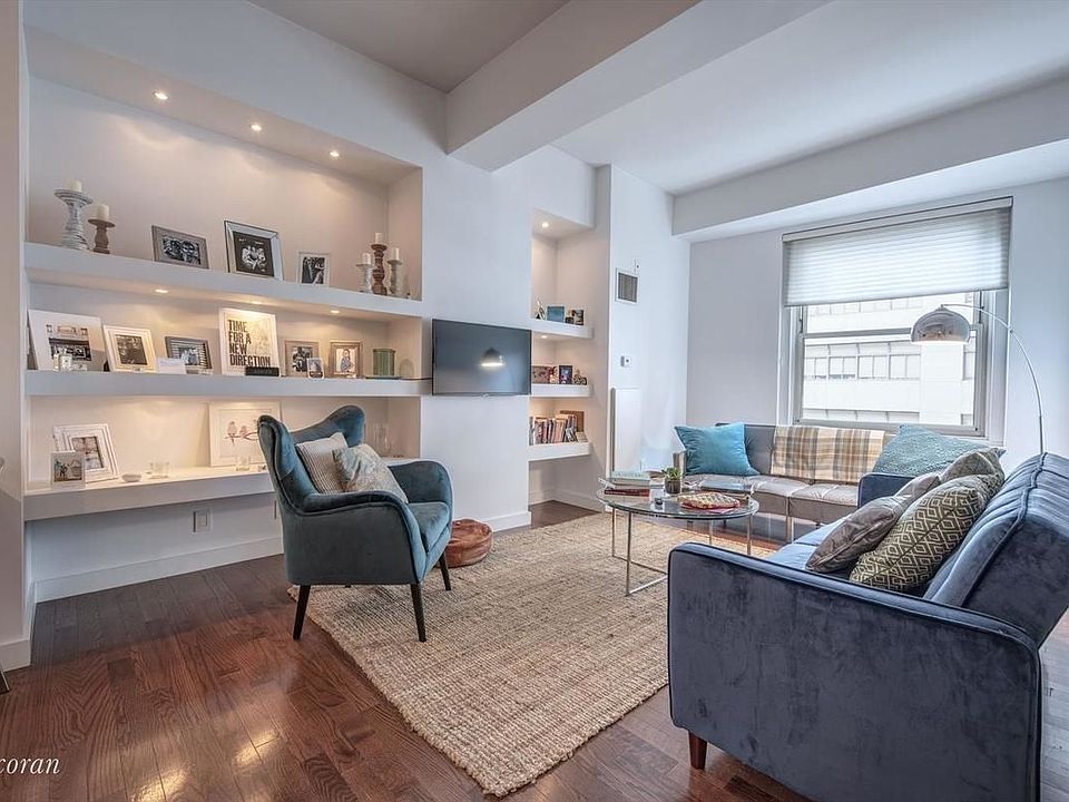 1st image of 88 Greenwich St APT 425