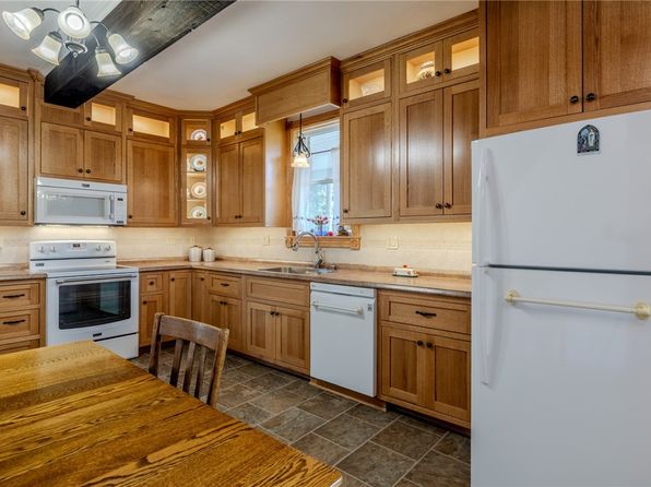 440 Owl Hollow Rd, Ligonier, PA 15658