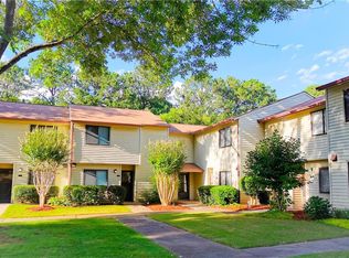1142 Country Ct, Lawrenceville, GA 30044