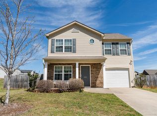 927 Slow Creek Ct, Boiling Springs, SC 29316