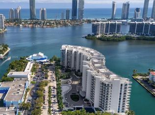 3250 NE 188th St APT 103, Aventura, FL 33180