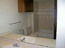 5th image of 110 Hudson Pl