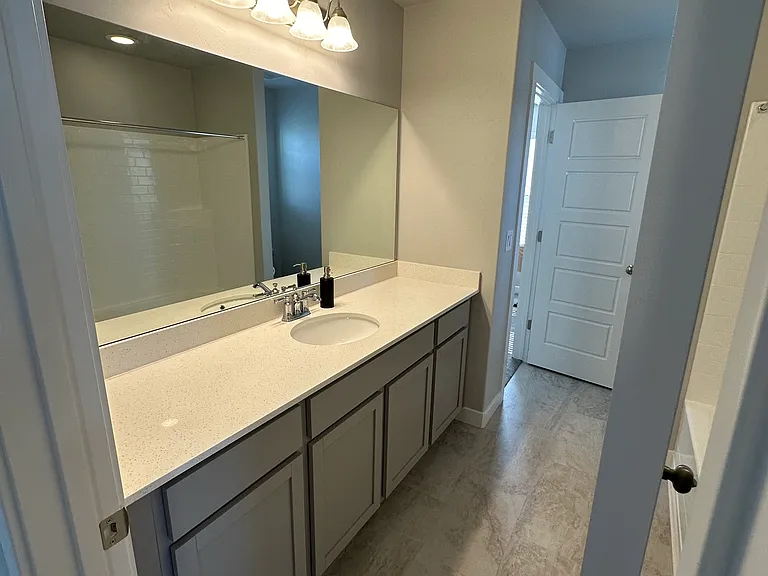 2215 W Bluebird Dr — Photo 13