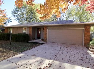 1560 W Wayland St, Springfield, MO 65807