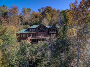 122A Harness Ln, Speedwell, TN 37870