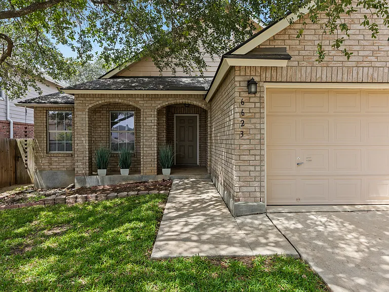6623 Kirk Ln — Photo 2