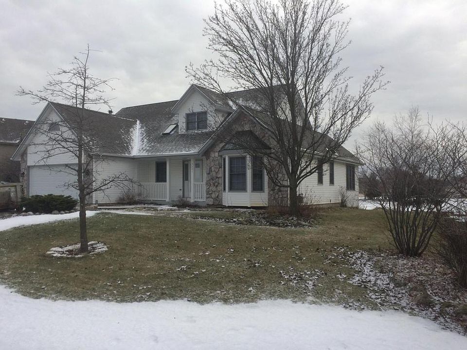 1st image of 3201 E James Dr