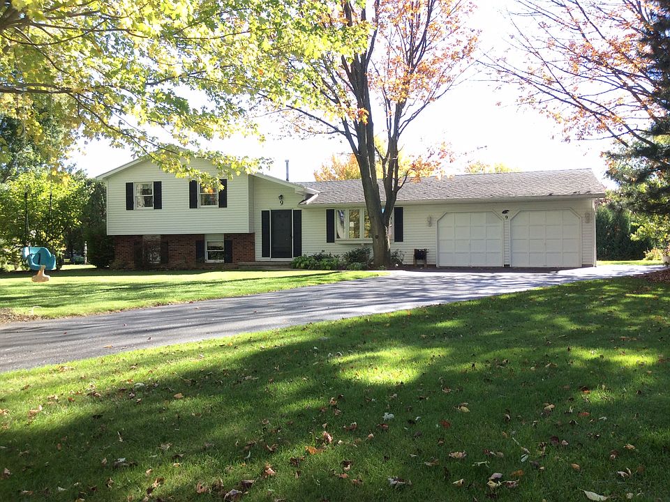 1st image of 9 Highview Cir