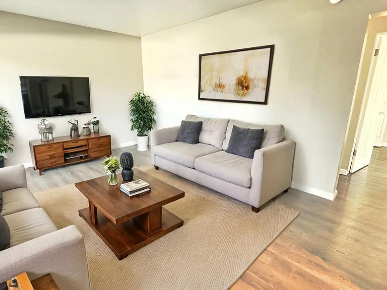 Arcadia Dell Apartments — Photo 7