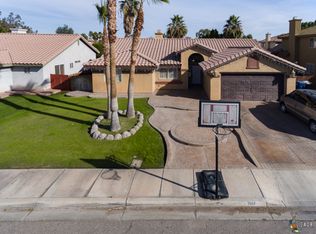 2112 Victoria Dr, Calexico, CA 92231