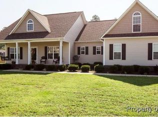 398 W Palmer St, Raeford, NC 28376